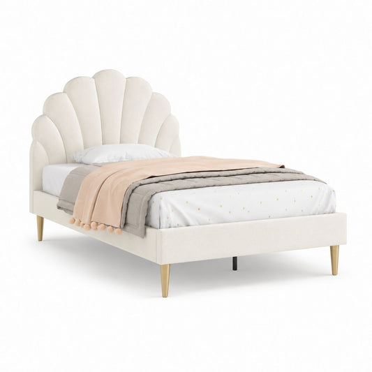 Lit double rembourré 140 × 200 cm en polyester beige clair avec tête de lit en coquille, 149 × 211 × 128 cm